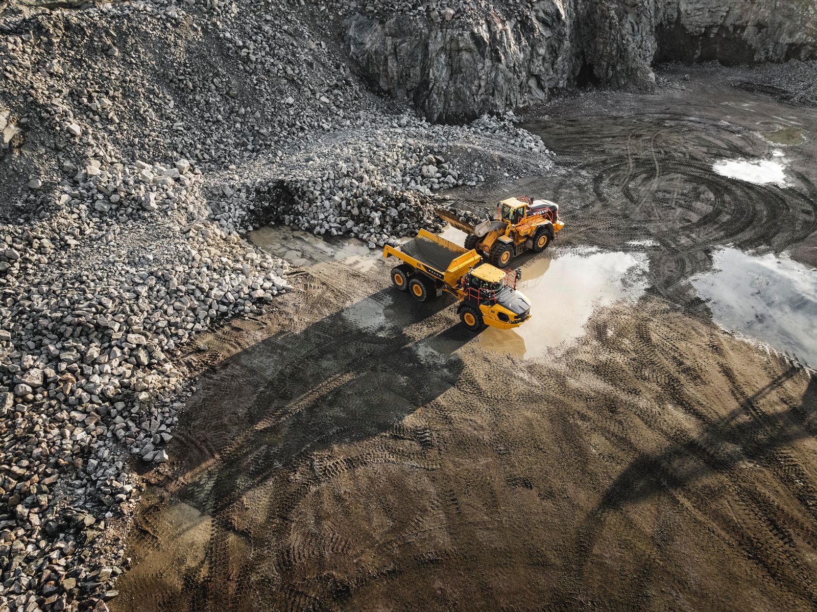 Foto 10 - Camión Articulado Volvo A50