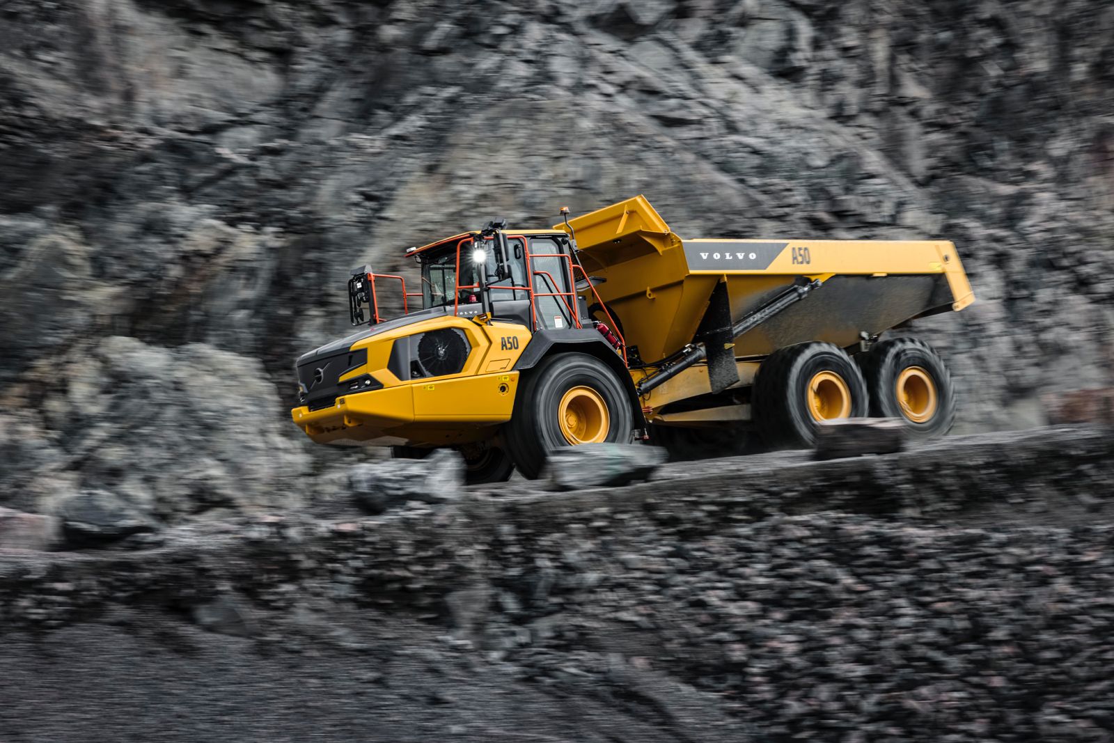 Foto 9 - Camión Articulado Volvo A50