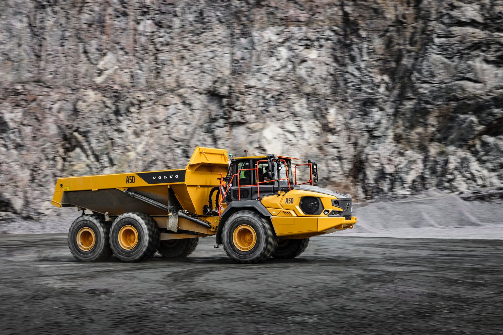 Foto 3 - Camión Articulado Volvo A50