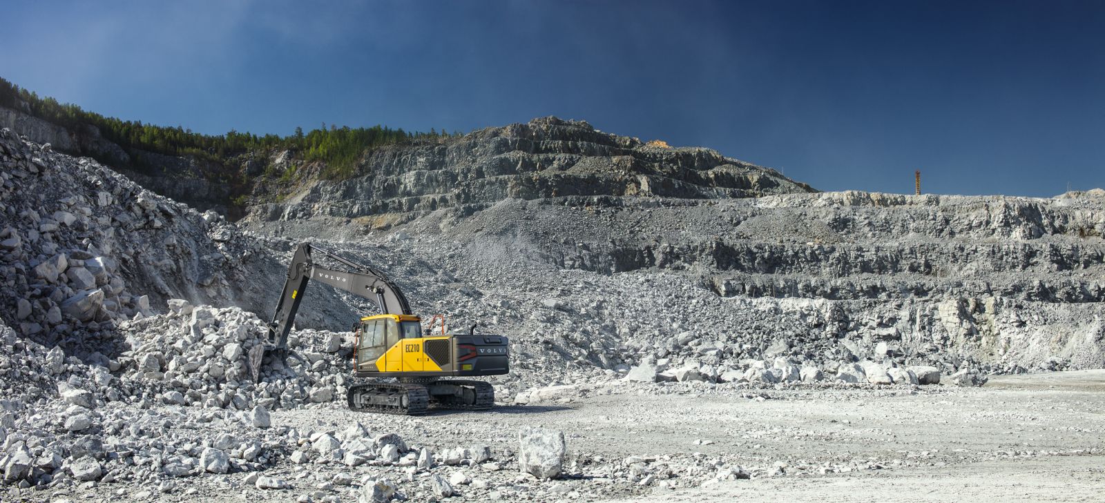 Foto 3 - Excavadora sobre orugas Volvo EC210