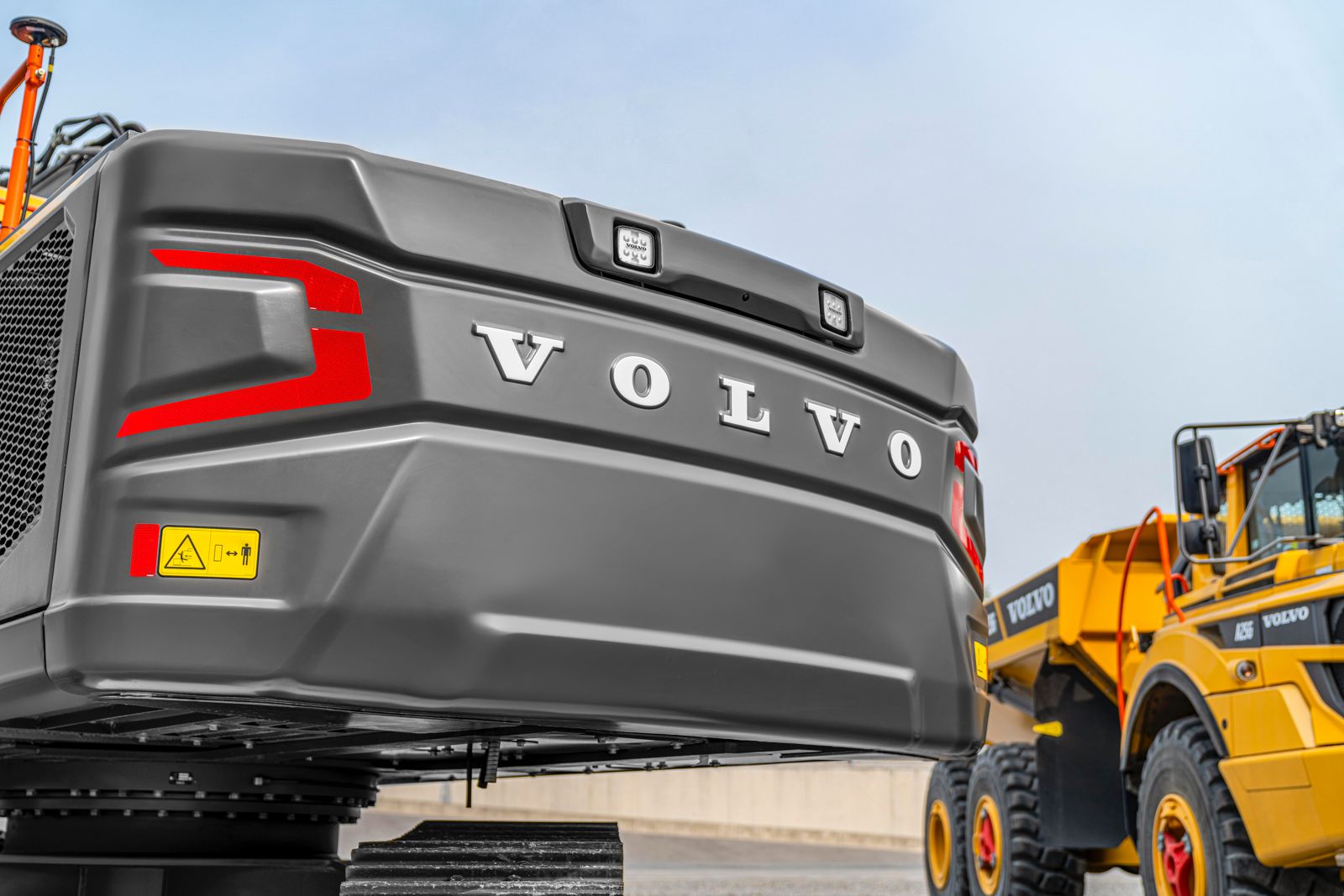 Foto 5 - Excavadora sobre orugas Volvo EC210