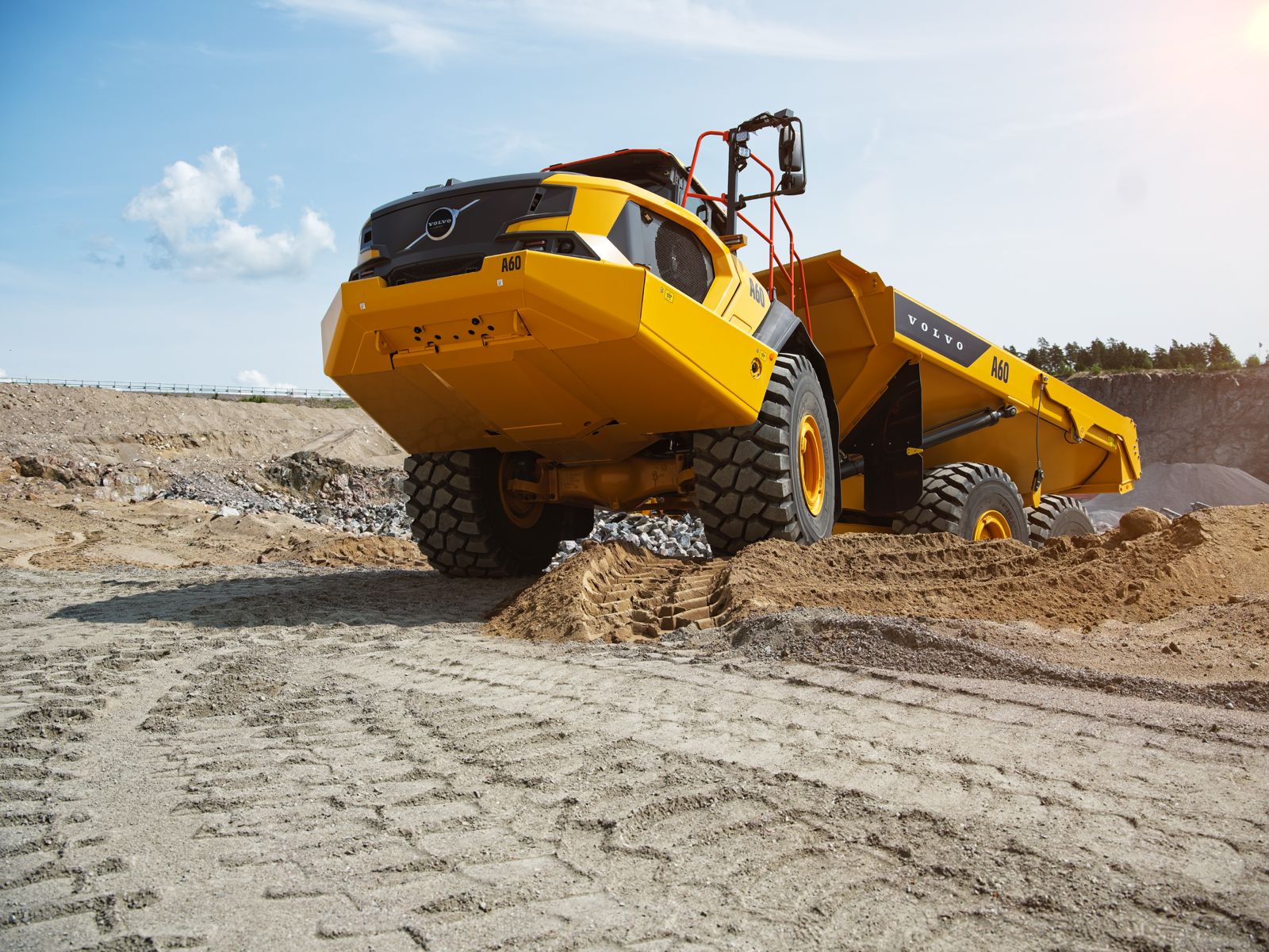 Foto 2 - Camión Articulado Volvo A60