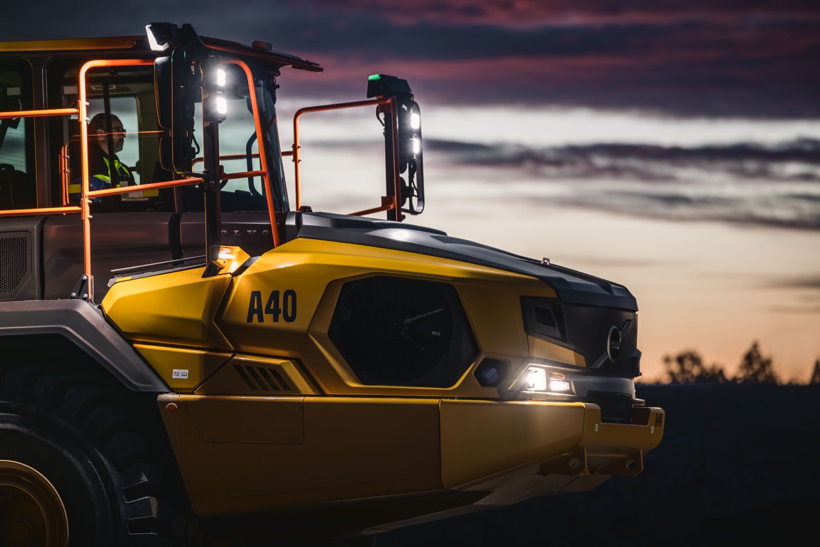 Foto 5 - Camión Articulado Volvo A40