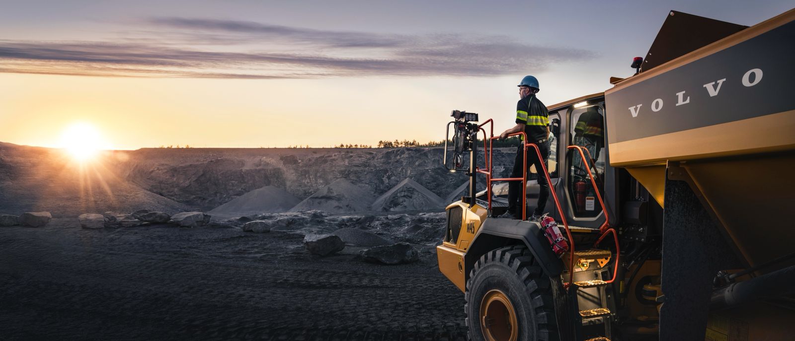 Foto 2 - Camión Articulado Volvo A45