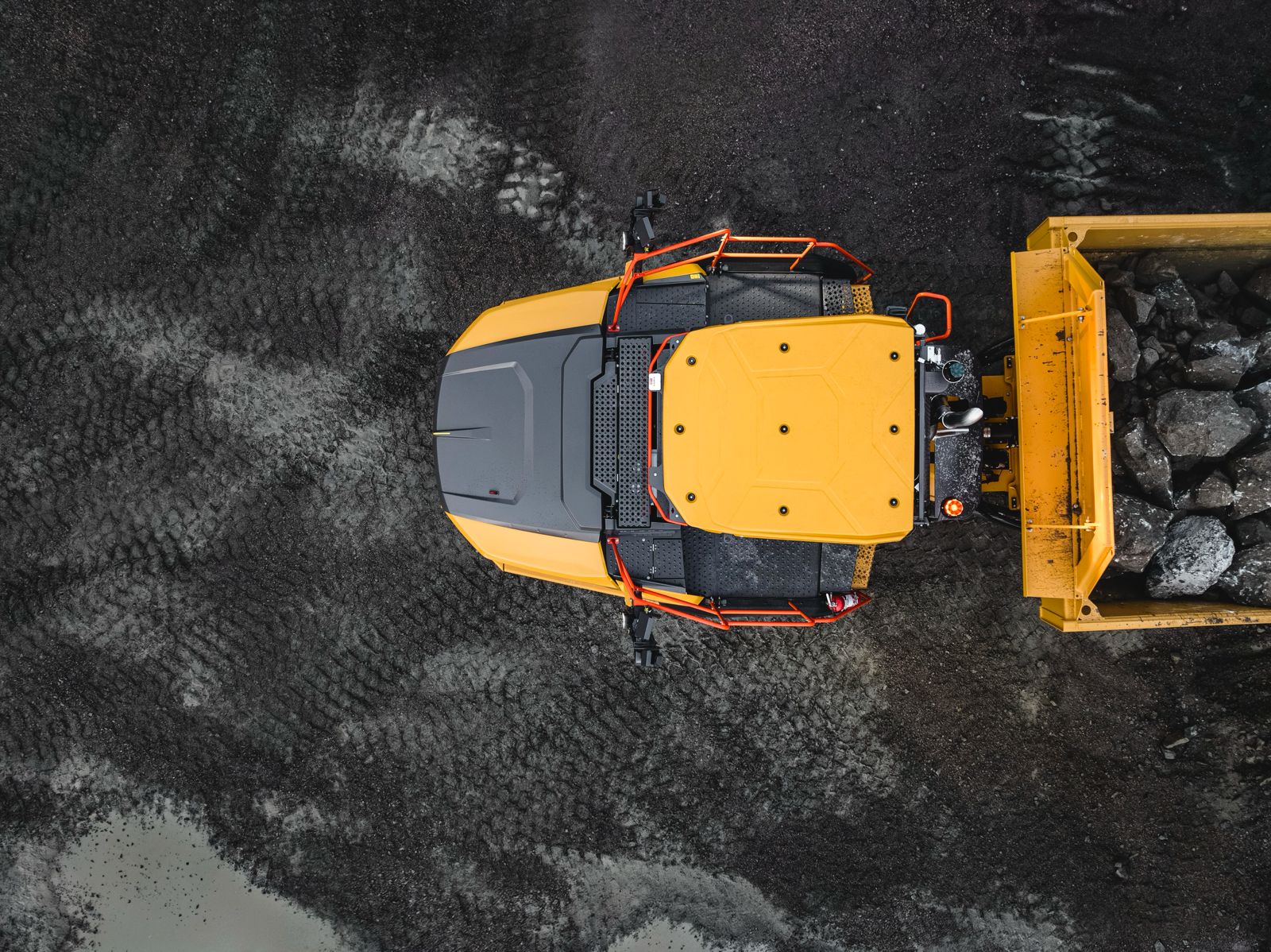 Foto 4 - Camión Articulado Volvo A45